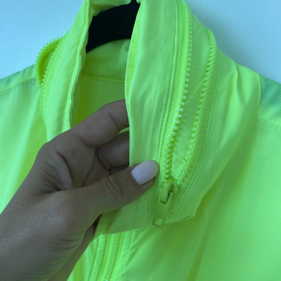 Salty Neon Yellow Longline Zip-Up Windbreaker Jacket – Size S/M - Picture 12 of 14